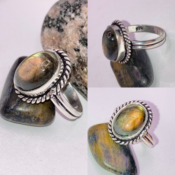 Dainty Natural Labradorite Gemstone Handmade Minimalist Ring - Picture 5 of 6